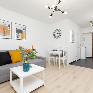 Апартаменты Elegancki Z Parkingiem By Renters, Варшава